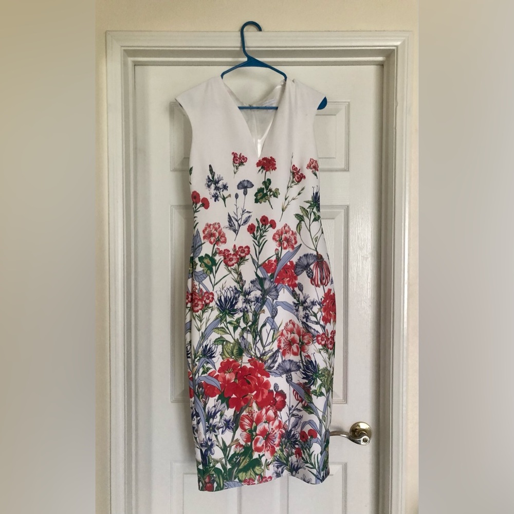 New York & Co: Floral Printed V Neck White Sheath Dress (size M)